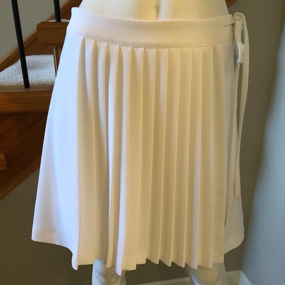 Highline Collective Midi Wrap Skirt Front Pleat Detail + Tie White Sz M NWOT - Picture 1 of 3